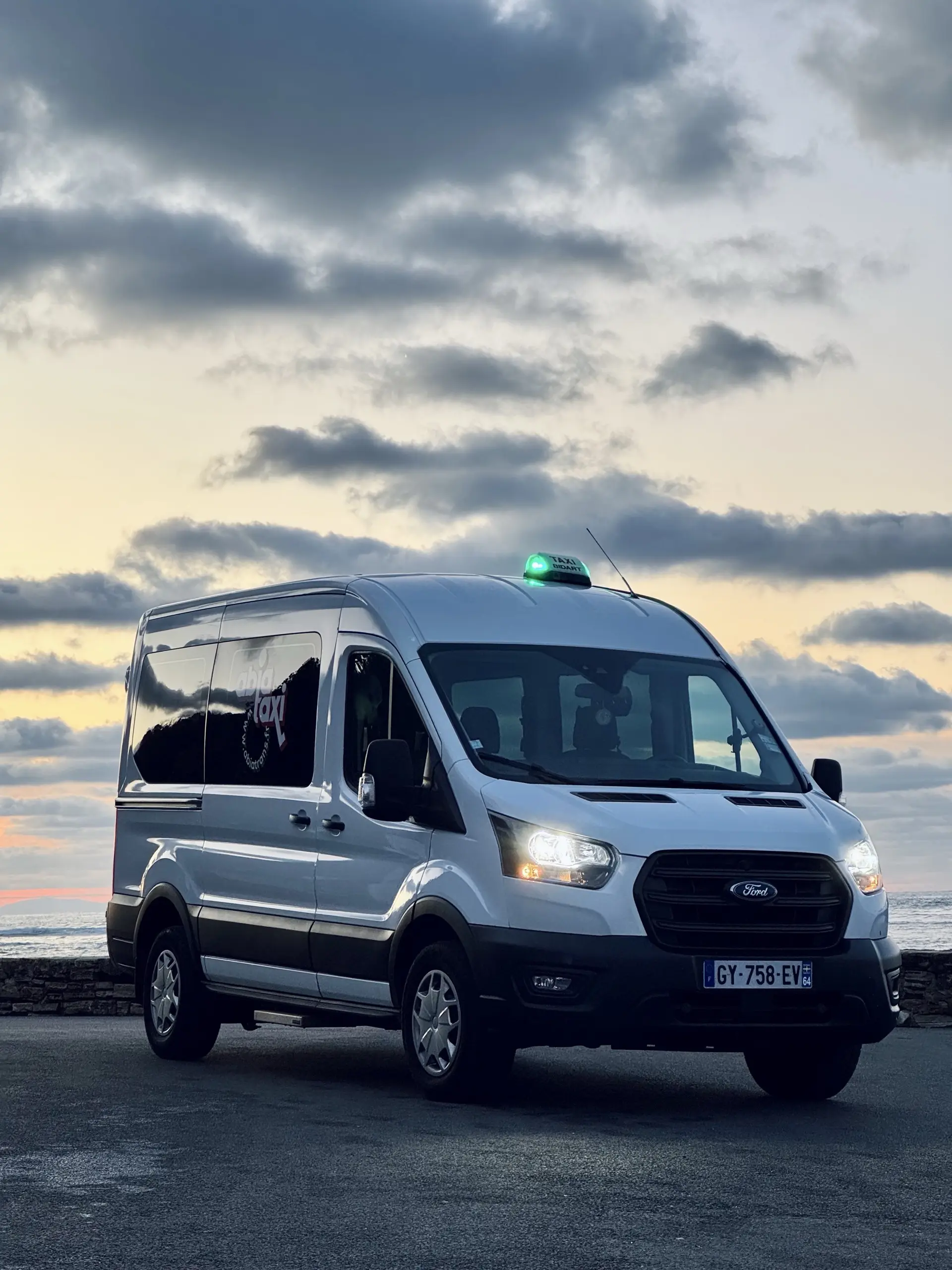 Véhicule pour Transport PMR